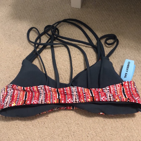 2 piece strapy back bikini - Picture 4 of 5